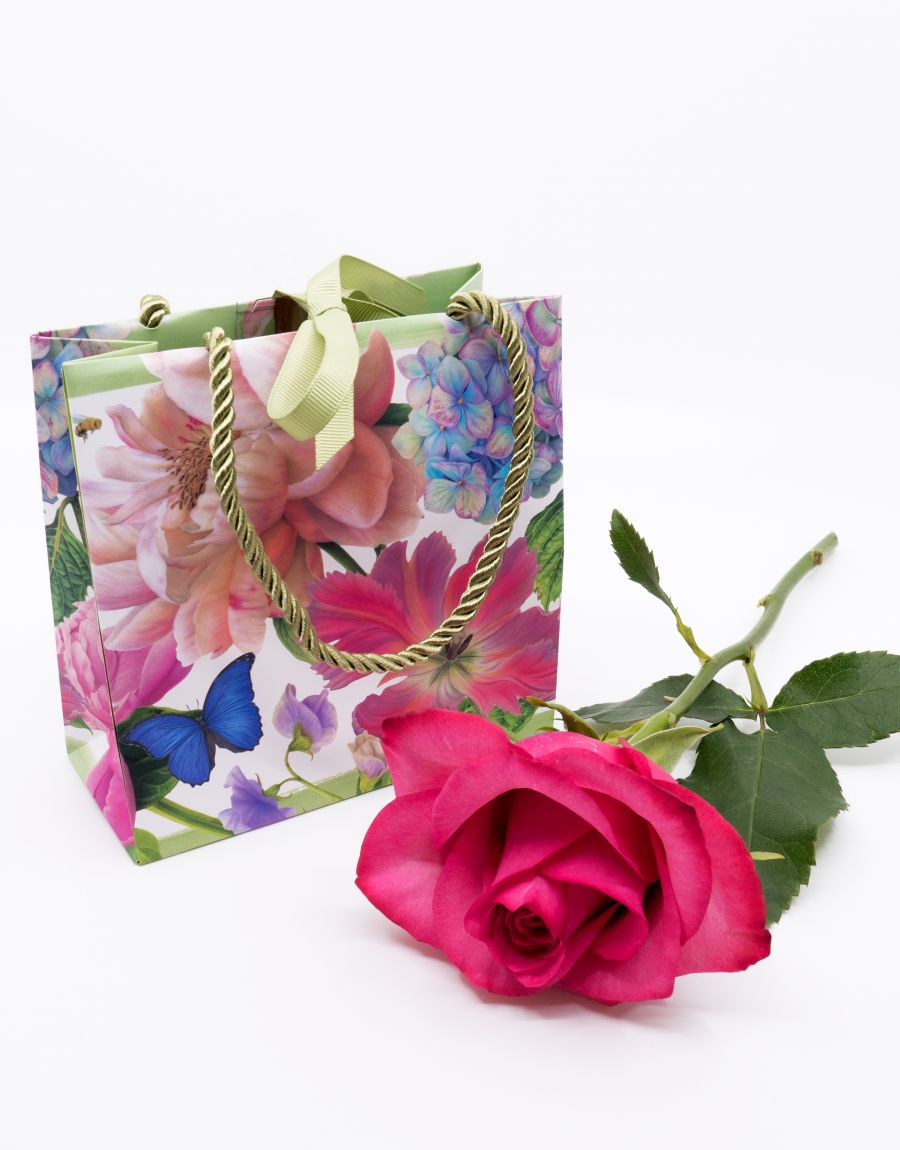 Blumige Geschenksackerl 